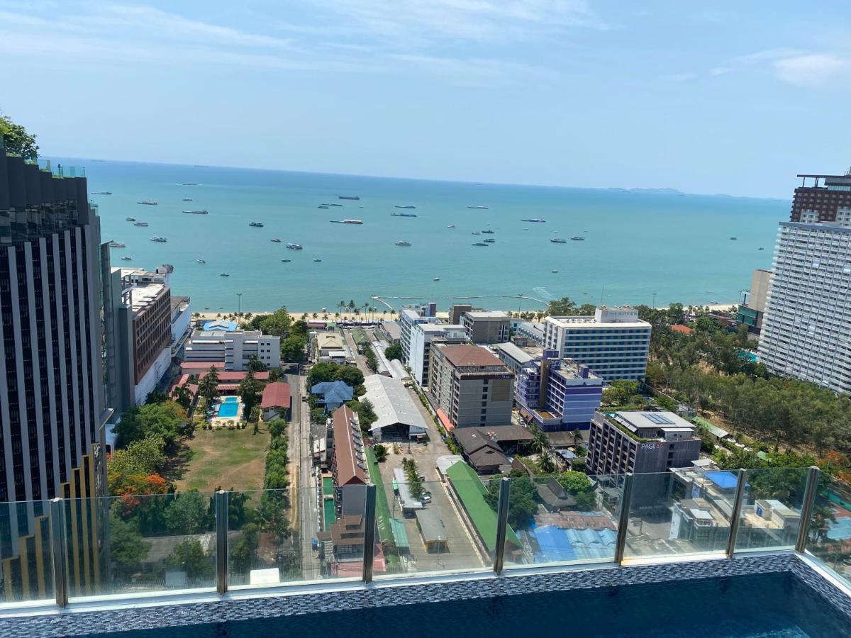 The Base In Pattaya Leilighet Eksteriør bilde